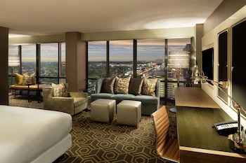 Junior Suite, 1 King Bed