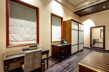 Premier Club Room with Executive Lounge Access, Garden View