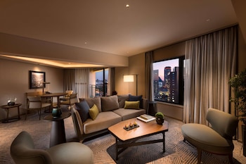 King, Premier Suite, 1 King Bed, Balcony
