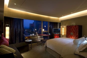 Executive Suite, 1 Double Bed, Balcony