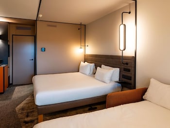Superior Room, Multiple Beds