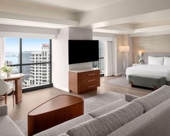 Deluxe Studio, 1 King Bed