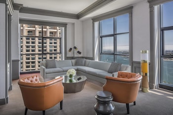 Suite (Penthouse)