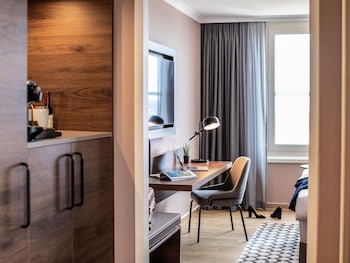 Deluxe Room, 1 Double Bed (Deluxe)