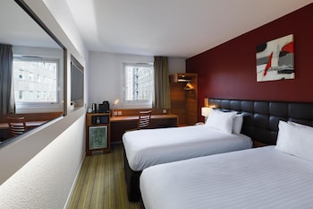 Family Room, Multiple Beds, Non Smoking, Connecting Rooms