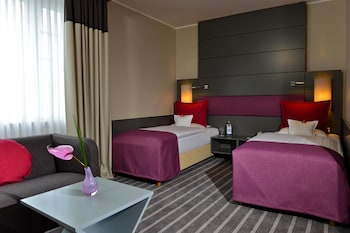 Deluxe Room, 1 Double Bed (Converts to 2 Twin Beds)