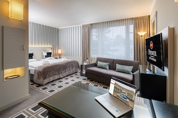 Deluxe Room, 1 Double Bed (Converts to 2 Twin Beds)