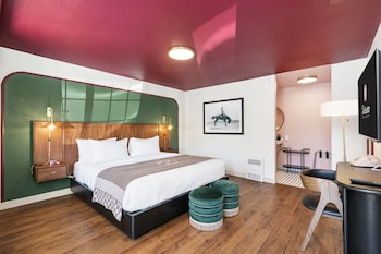 Standard Room, 1 King Bed, Non Smoking