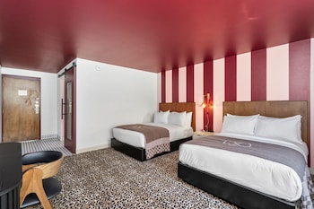 Standard Room, 2 Double Beds, Accessible, Non Smoking