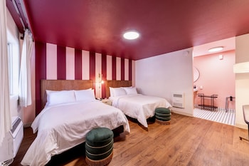 Standard Room, 2 Queen Beds, Non Smoking