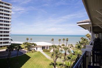 Premium Room, 1 King Bed (Water View)