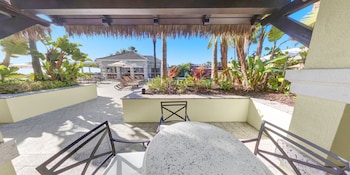 Studio Suite, 2 Queen Beds (Lanai)