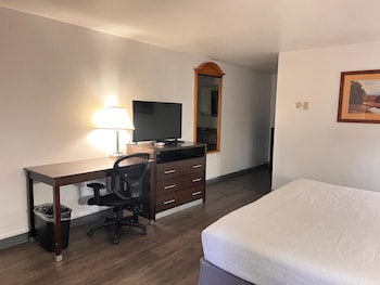 Room, 1 King Bed, Non Smoking