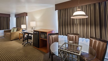 Suite, 2 Queen Beds, Non Smoking