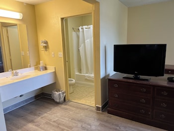 Standard Room, 2 Double Beds, Non Smoking