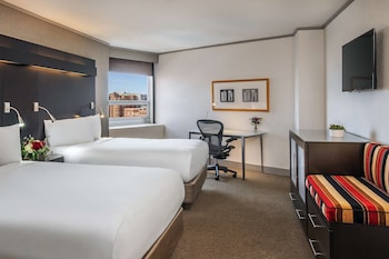 Room, 2 Double Beds, City View