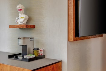 Deluxe Room, 1 King Bed (Panorama)