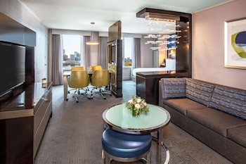Executive Studio Suite, 1 King Bed