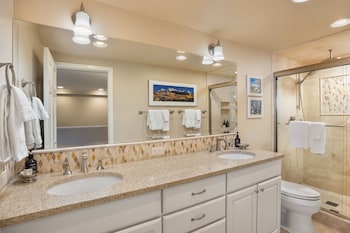 Premier Condo, Fireplace (Montaneros 408)