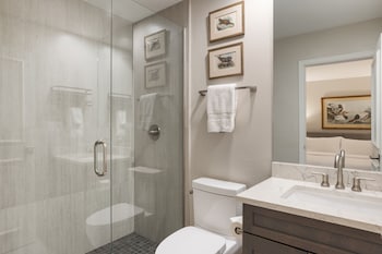 Signature Condo, Fireplace (Montaneros 410)