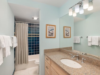 Premier Condo, Fireplace (Montaneros 311)
