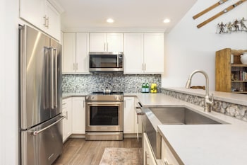 Premier Condo, Fireplace (Montaneros 412)