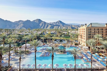 Room, 1 King Bed, Pool View (Balcony)