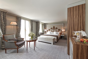 Junior Family Suite, Lake View (80 m²)