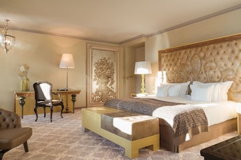 Junior Suite, Lake View (65 m²)