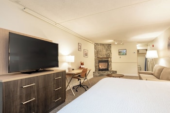 King Fireplace Suite