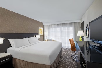 Standard Room, 1 King Bed