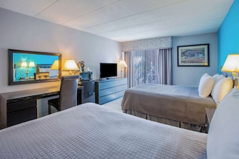 Room, 2 Double Beds, Non Smoking (Pet-friendly)