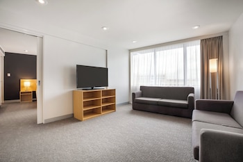 Suite, 1 King Bed (High Floor)