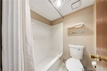 Room, 2 Queen Beds, Non Smoking