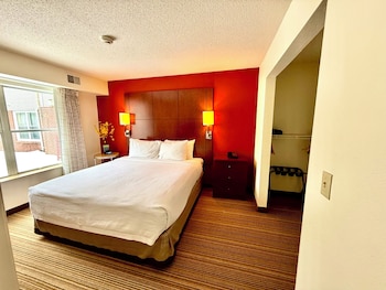 Suite, 1 Bedroom, Accessible Bathtub (Mobility,Communications)