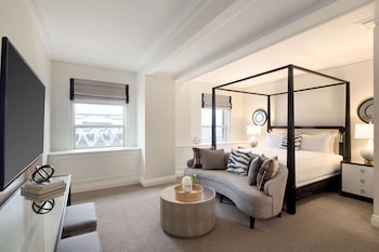 Churchill Suite