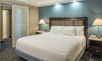 Junior Suite 2 Queens