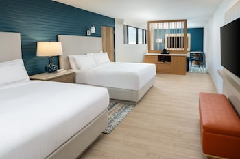 Junior Suite 2 Queens