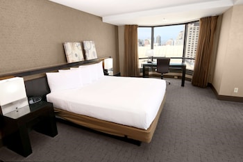 Suite, 1 Bedroom (Skyline Suite)