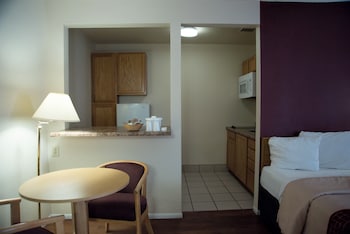 Suite, 2 Double Beds, Non Smoking, Kitchenette