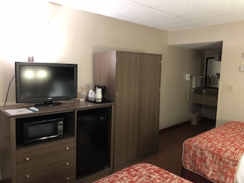 Standard Room, 2 Double Beds, Accessible, Non Smoking