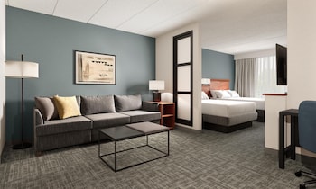 Suite, 2 Double Beds (Sofa bed)