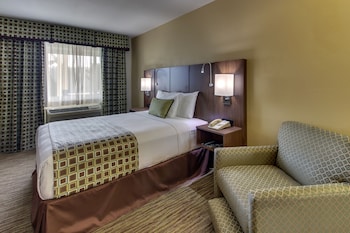 Standard Room, 1 Queen Bed, Non Smoking, Refrigerator