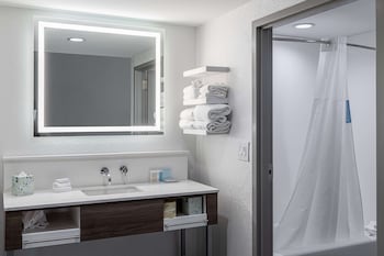 Studio Suite, 1 King Bed