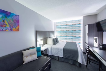 Room, 1 Queen Bed with Sofa bed, Non Smoking