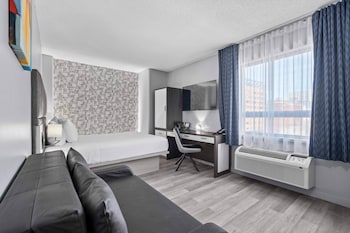 Room, 1 Queen Bed with Sofa bed, Non Smoking