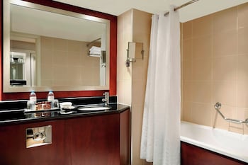 Club Room, Club lounge access, Guest room, 1 Queen