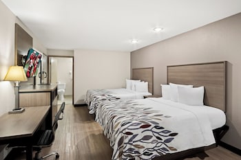 Deluxe Room, 2 Queen Beds, Accessible, Non Smoking (Poolside)