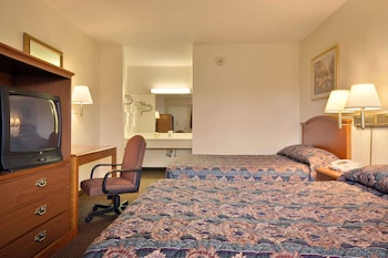 Standard Room, 2 Queen Beds