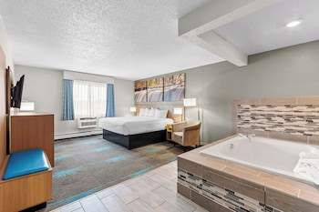 Deluxe Room, 1 King Bed, Non Smoking